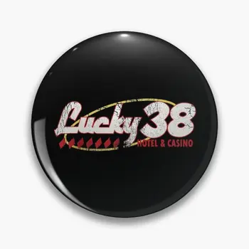 Булавка на мягкой кнопке с логотипом Lucky 38, булавка на лацкане, женский Подарочный ювелирный значок, Креативная брошь, шляпа, Забавный металлический Милый воротник с рисунком из мультфильма